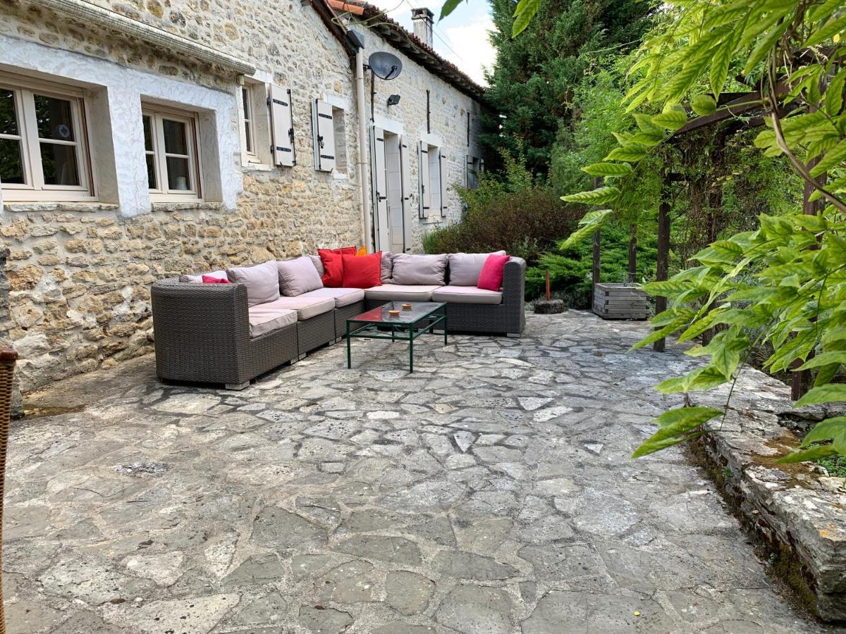 Uniquely Private Holiday Villa In The Charente Puyreaux Exterior foto