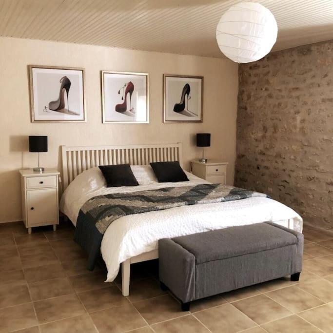 Uniquely Private Holiday Villa In The Charente Puyreaux Exterior foto